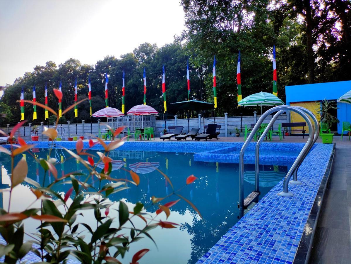 Green Vista Resort Chalsa Bagian luar foto